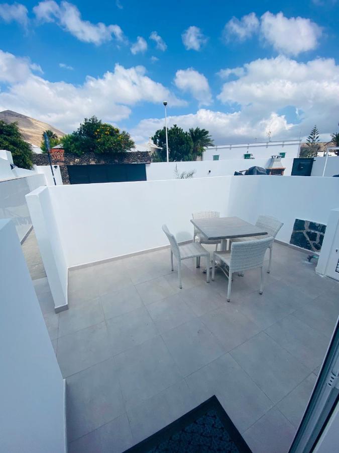 Apartment Alma 1 Tias Bagian luar foto